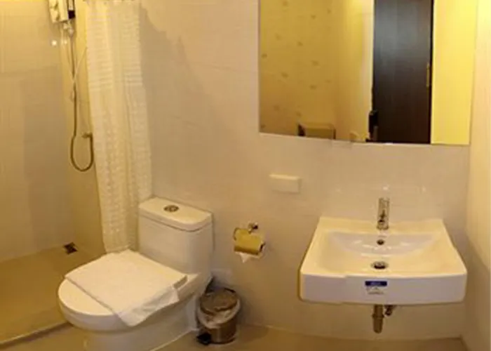 Hotel Nantra Sukhumvit 39 3*