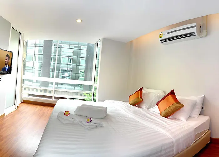 Nantra Sukhumvit 39 Hotel